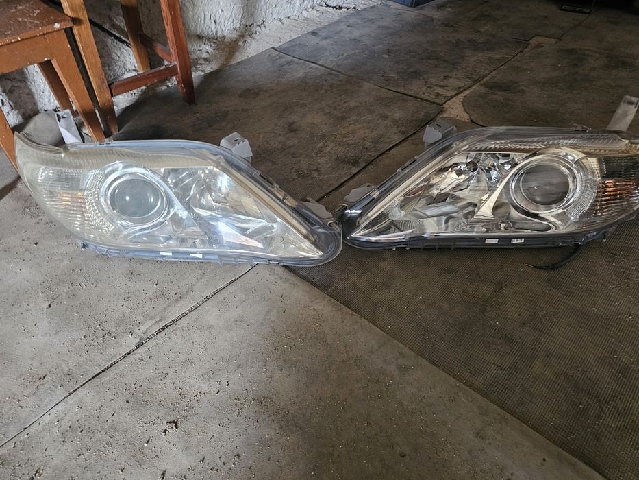 Продам фары камри45, оригинал б,у.