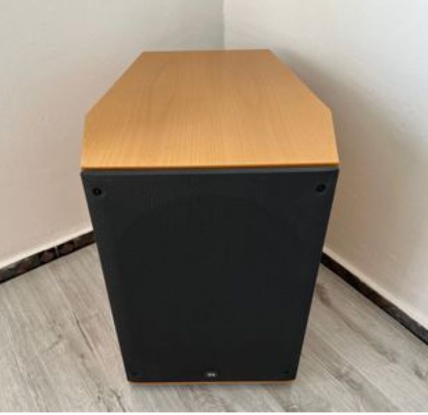 Subwoofe JBL XTI 300 ,model rar,clasa D amp