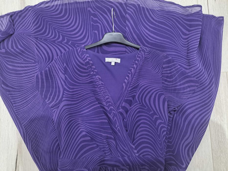 Rochie vaporoasa