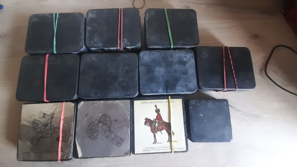 Colectie unicat in Romania.Matrite soldatei din plumb vintage