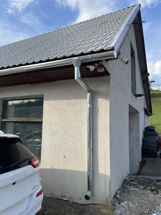 Horn Scocuri Aticuri  acoperisTigla jgheaburi  cos de fum