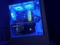 Ryzen 5, RX 580, 16GB RAM, SSD NVMe 512GB, Monitor 180Hz