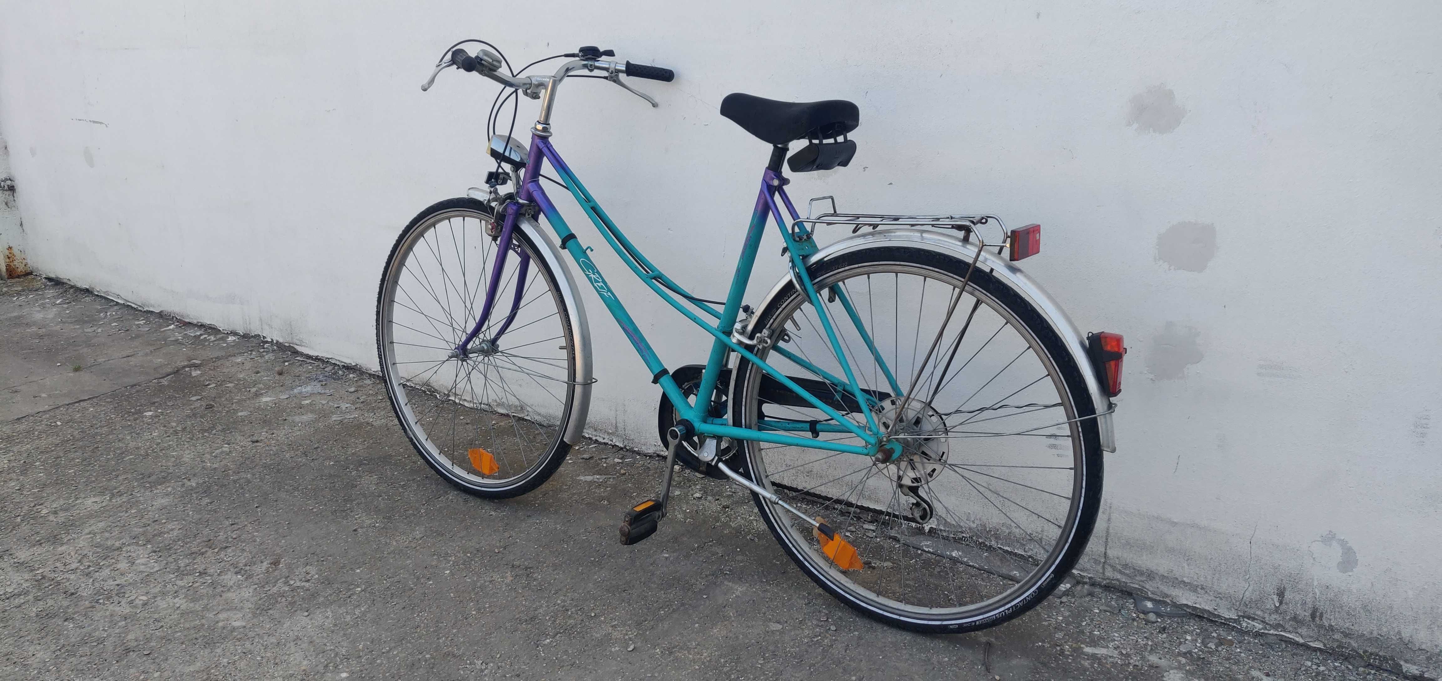 Bicicleta clasica de femei cu roti de 28 inch