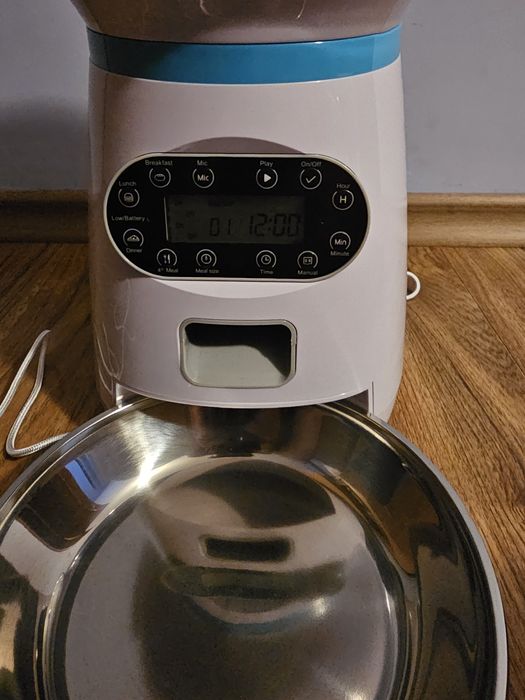 Hranitor Automat pentru Caini si Pisici, WowStep®, Sunet Hranire, Capa