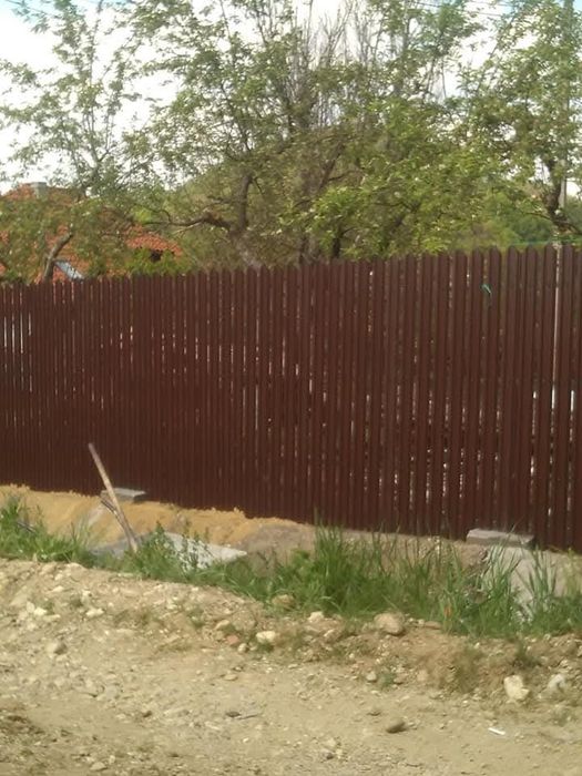 Garduri metalice de înaltă calitate, potrivite pentru împrejmuirea ori