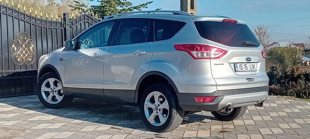Vând Ford Kuga second hand