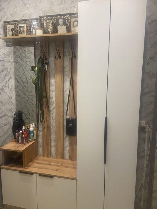 Продам прихожую