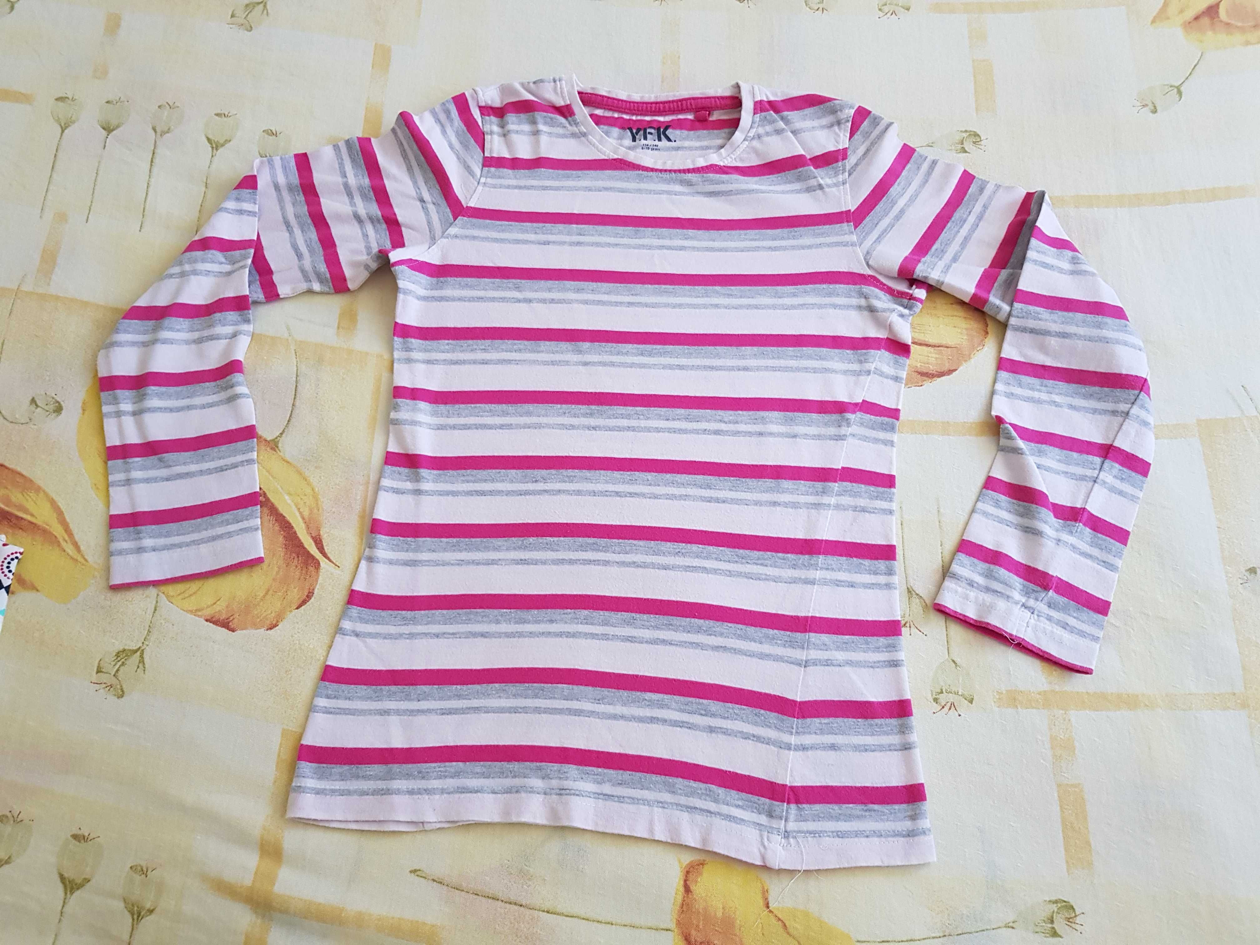 Bluza alba cu dungi roz si gri 134/140