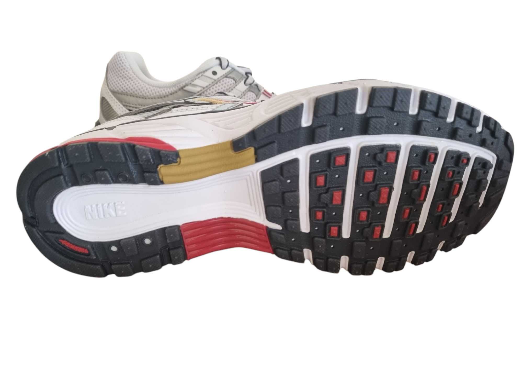 Дамски маратонки Nike