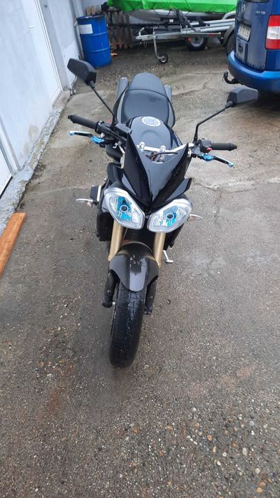 Triumph Street Triple 675 2012