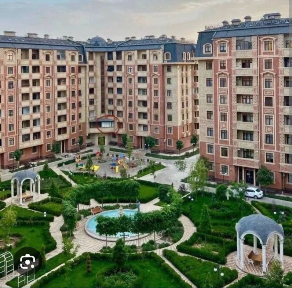 Продается 2/5/8 Голден хаус в центре