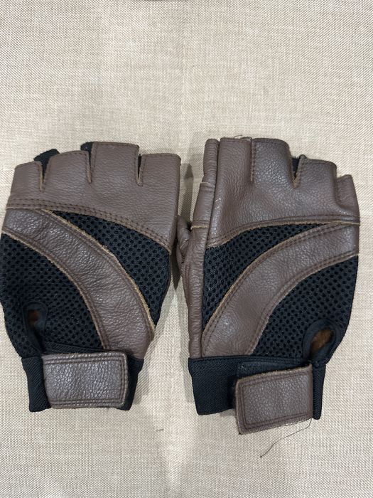 Продам перчатки для тренировок,фитнеса , турника, мужские