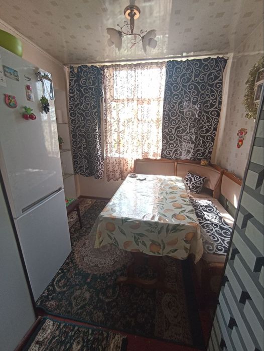 Продается двухкомнатная квартира возле Бектимирского Ровд