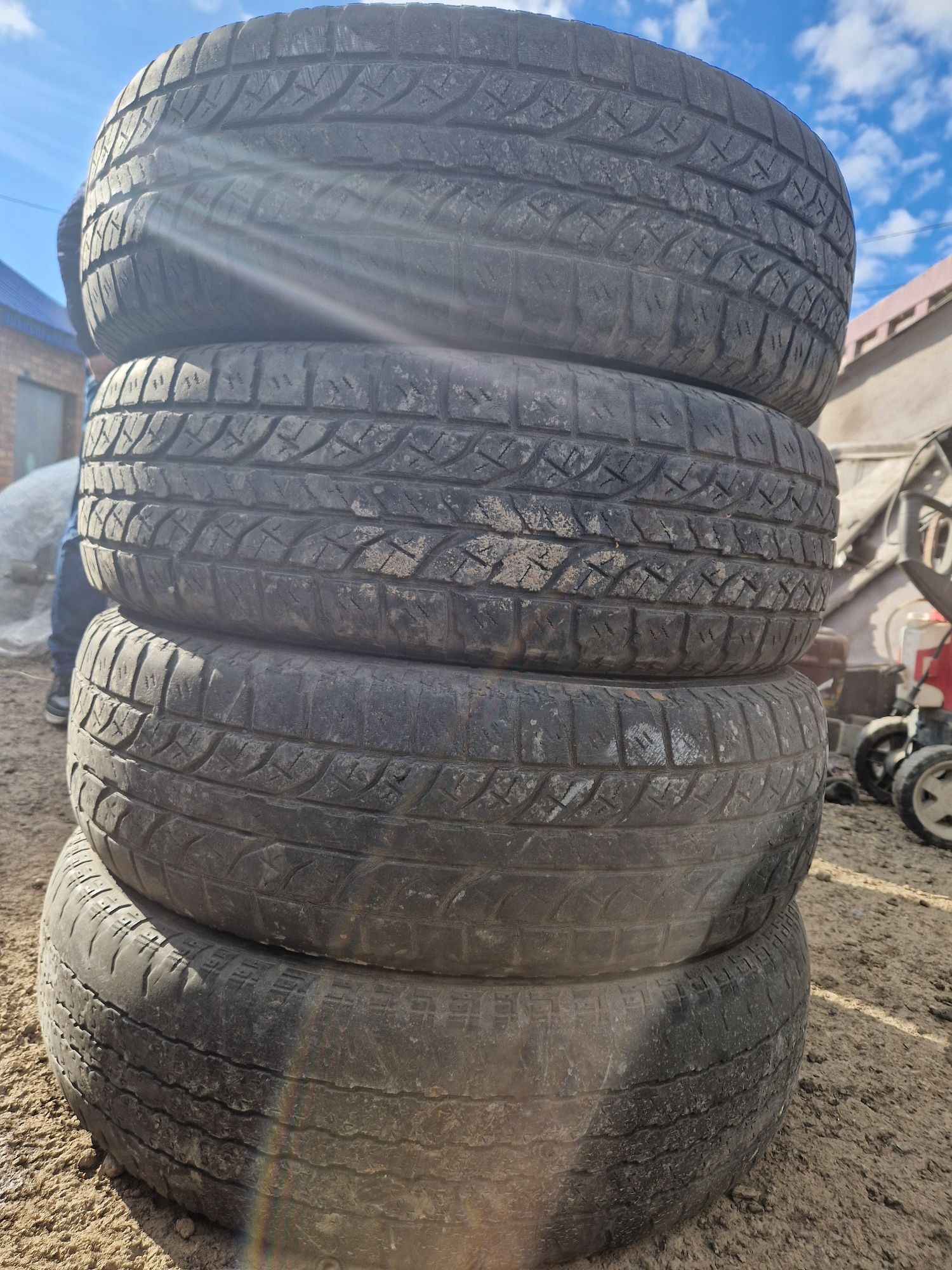 Летние шины 225/70R17 Yokohama