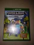 Vând Minecraft și The Crew 2 Xbox One