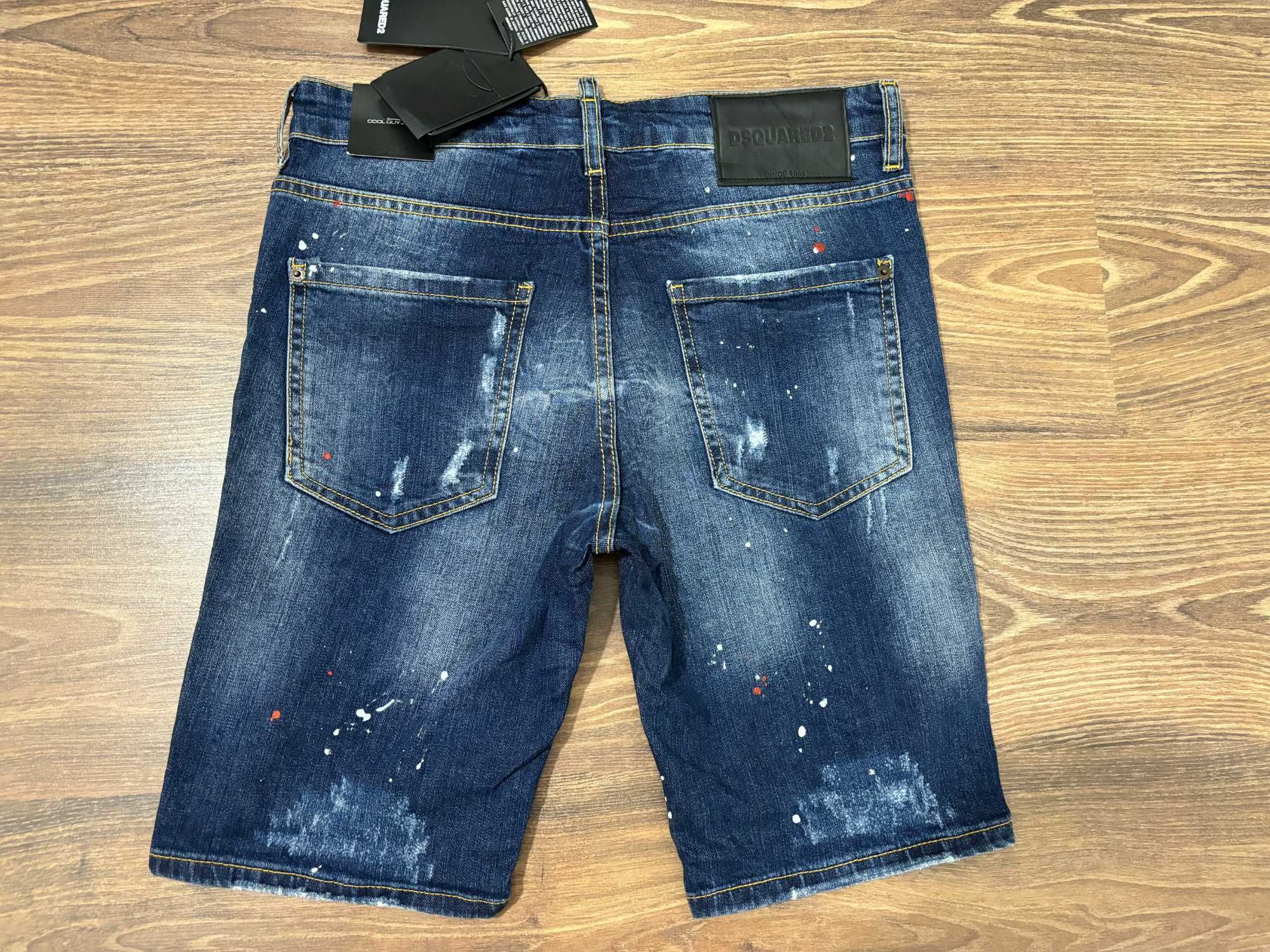 Къси панталони Dsquared D2 - IT 42 48 50