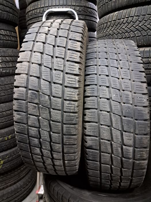 Anvelope second iarna 215 65 R16C Toyo 7mm