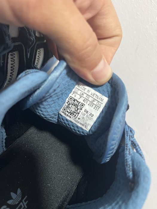 Adidas Hyperturf 40 2/3