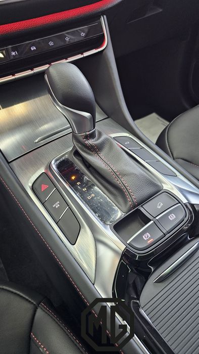 MG HS TROPHY 300 TGI

 Britaniya brendi, zamonaviy dizayn va Xitoy tex