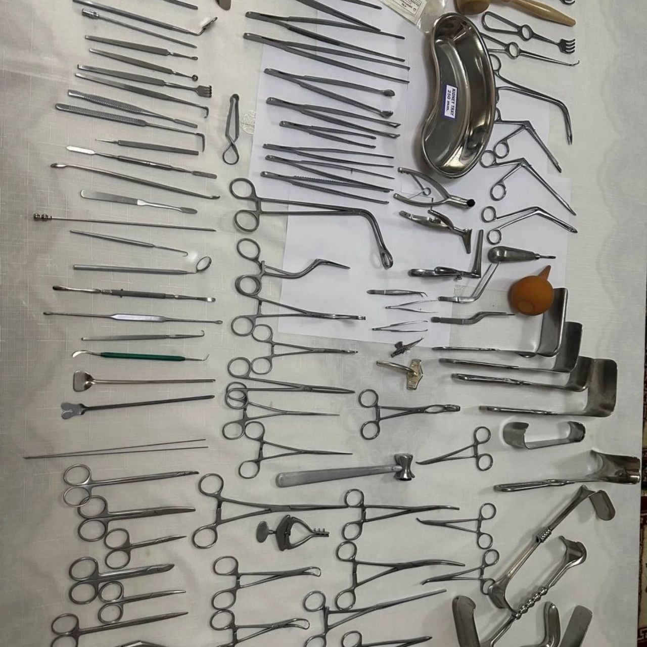 Медицинские инструменты Хирургический