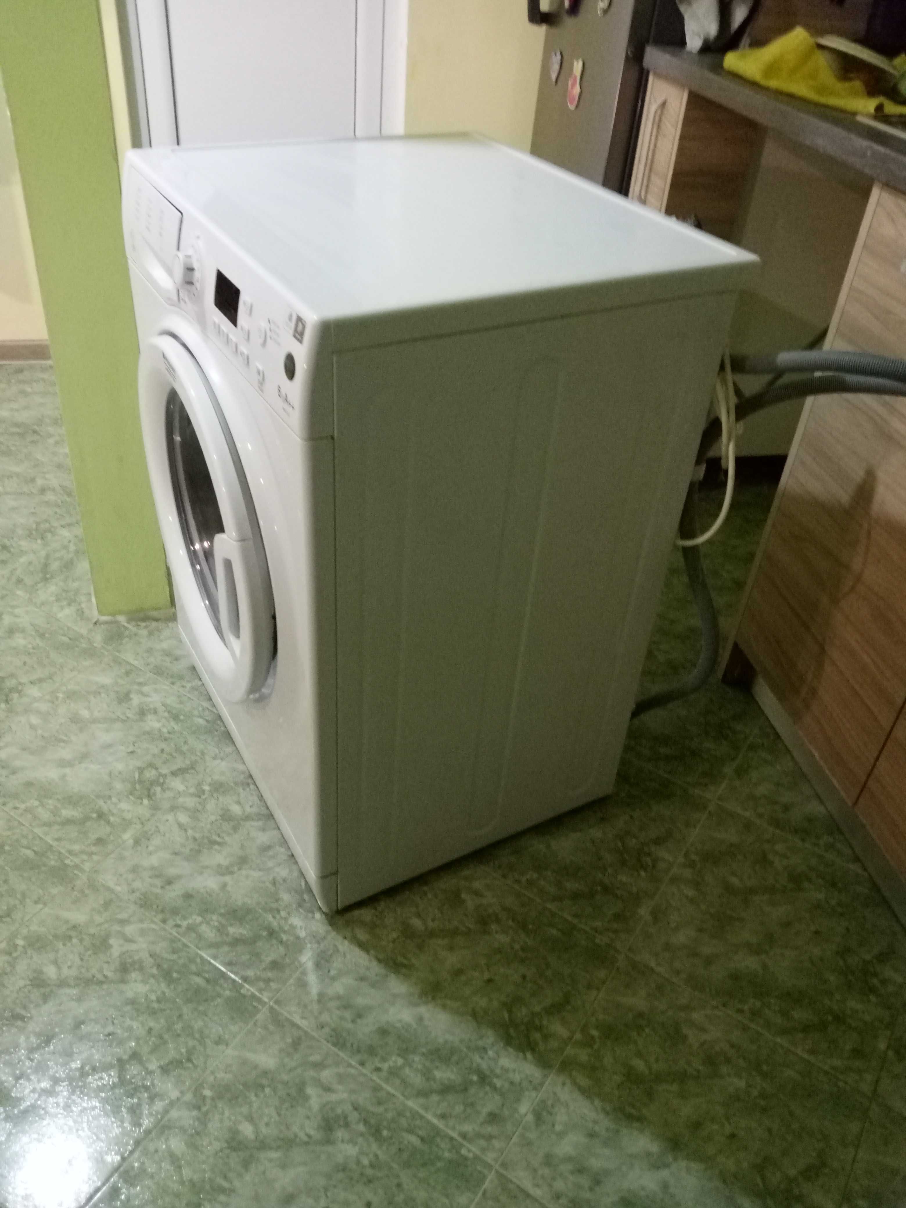 Пералня Hotpoint Ariston