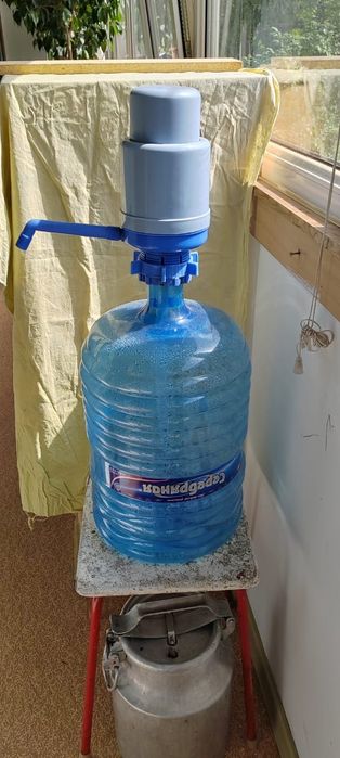 Бутыль из поликарбонат с помпой 5000 тг