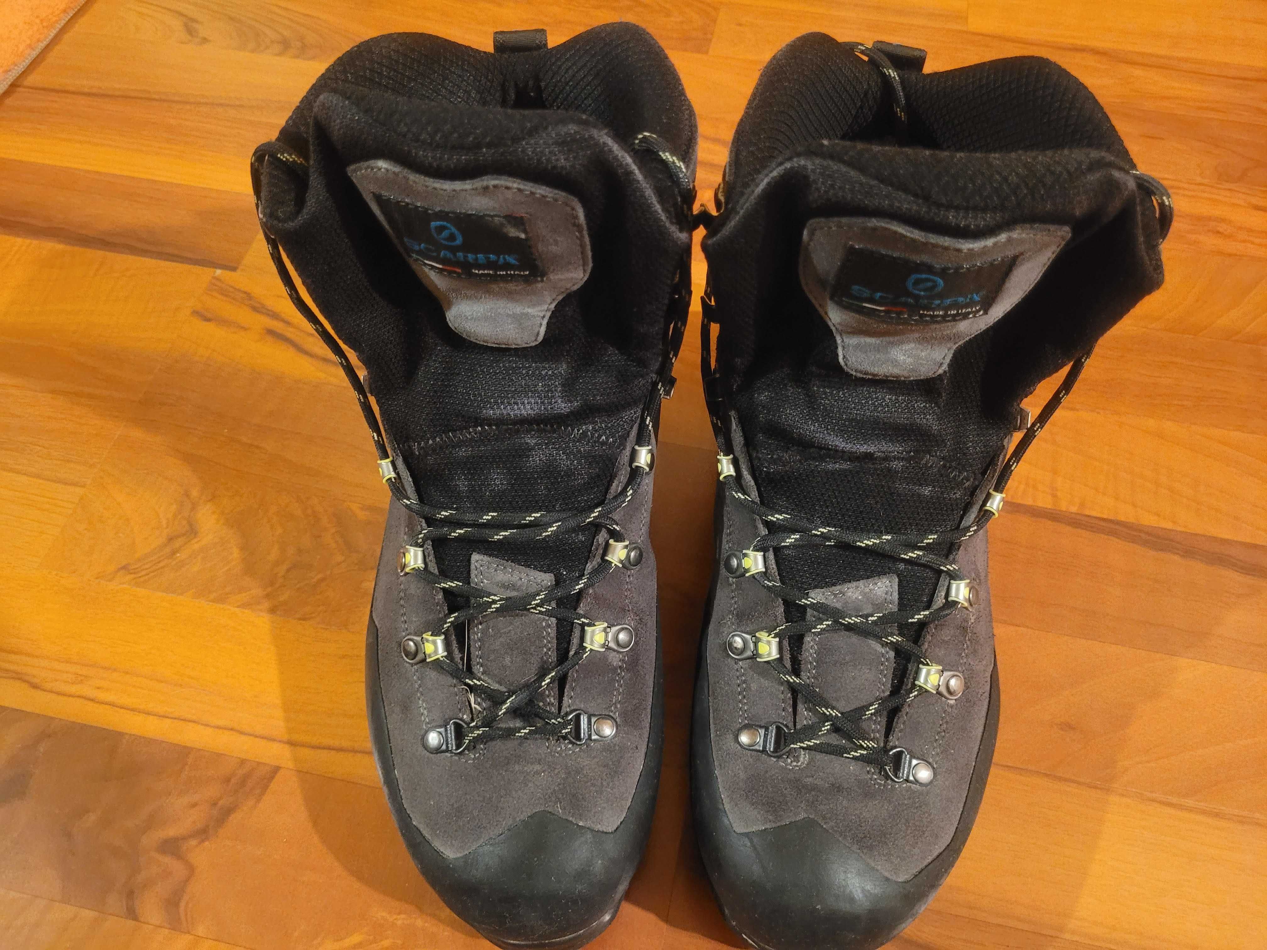 Bocanci Scarpa Manta Tech GTX 44.5