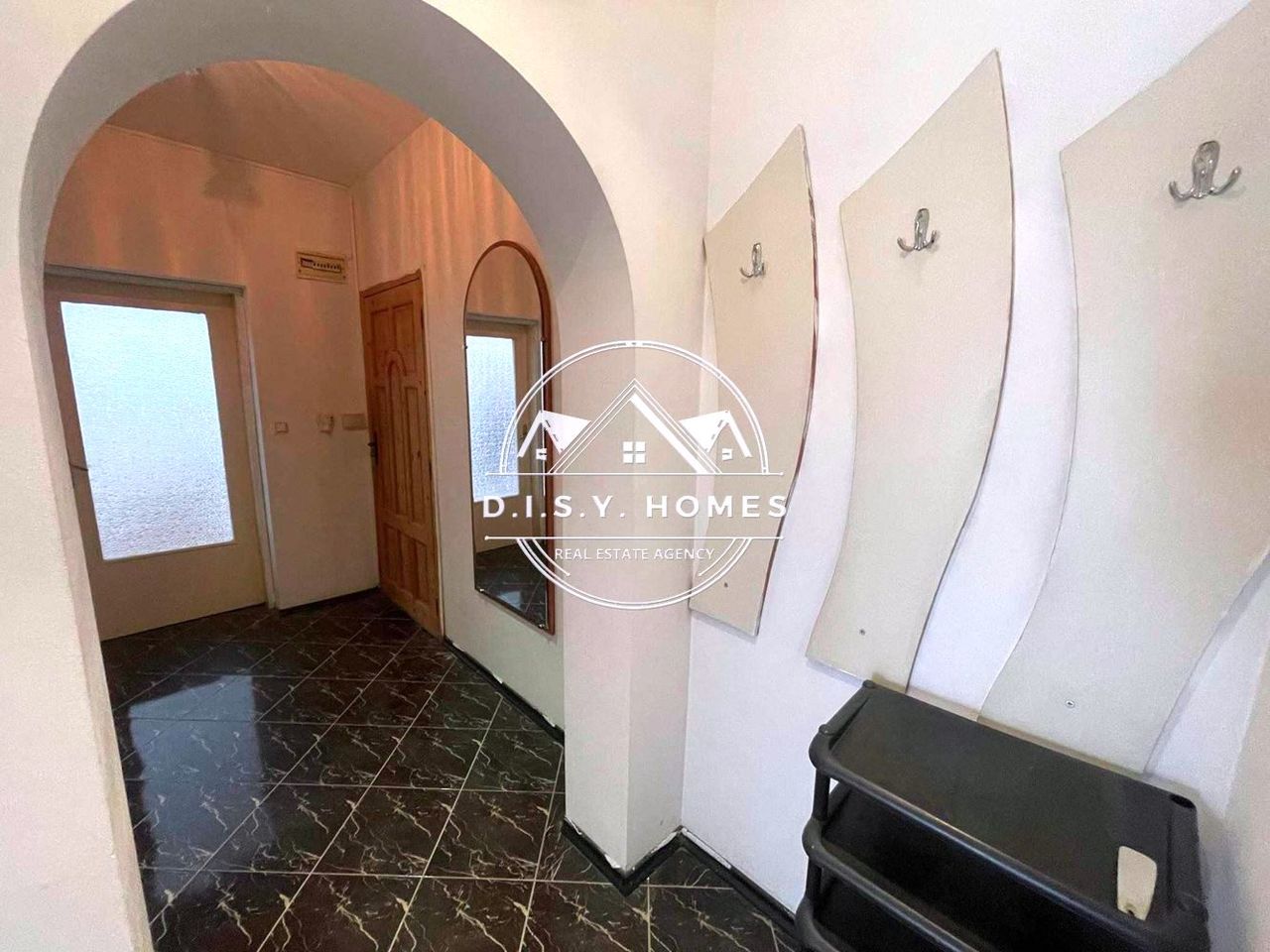 Продава се Двустаен апартамент в Горна Оряховица - 79 кв.м за 823 €/кв.м - Снимка #8