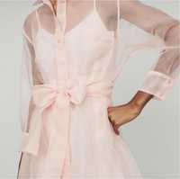 Розова ефирна рокля Maje