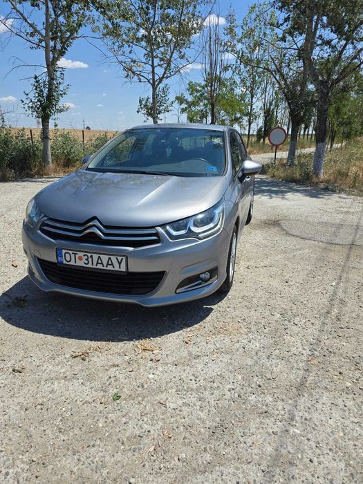 Vând Citroen C4 motor 1.2 benzină