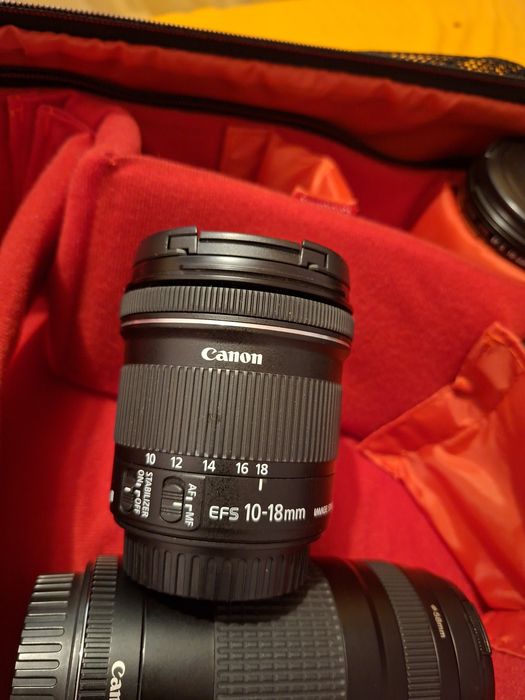 Camera foto DSLR CANON 600D
