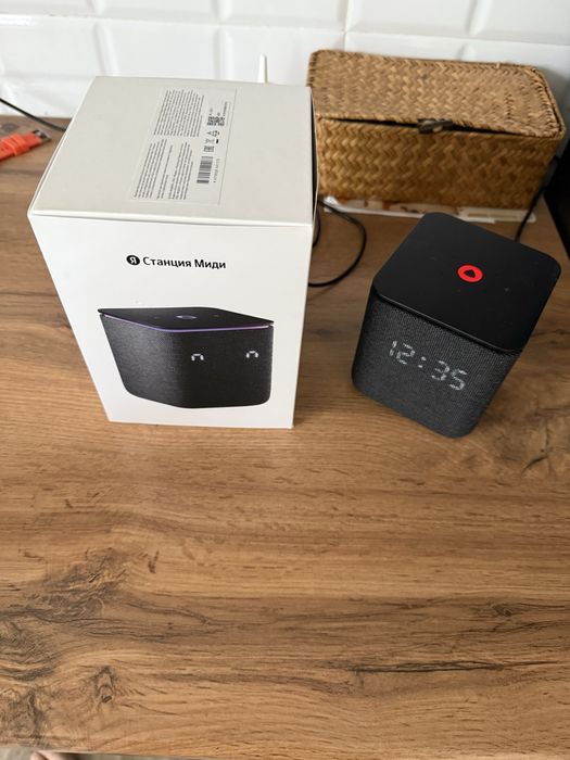 Яндекс станция миди