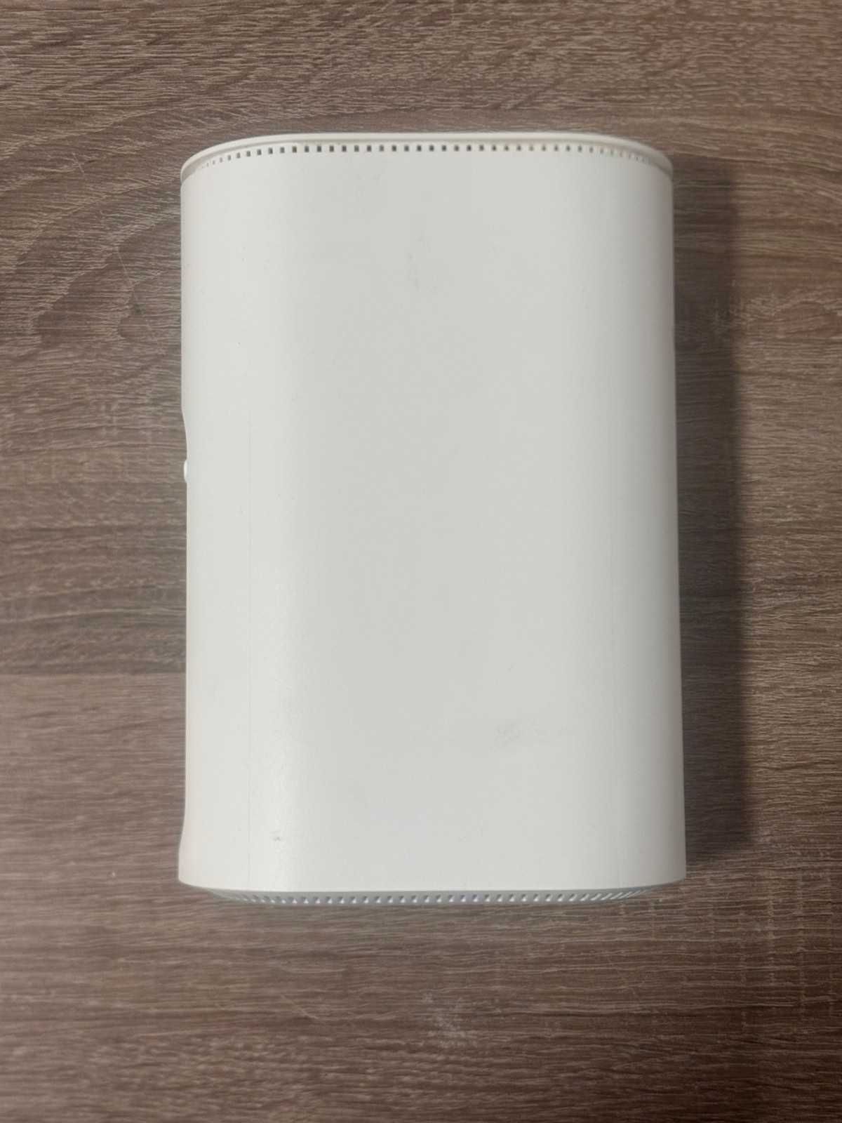 Продавам рутер ZTE zxhn h3601p