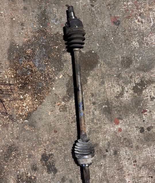 Planetara fata dreapta Renault Master a 2-a generatie