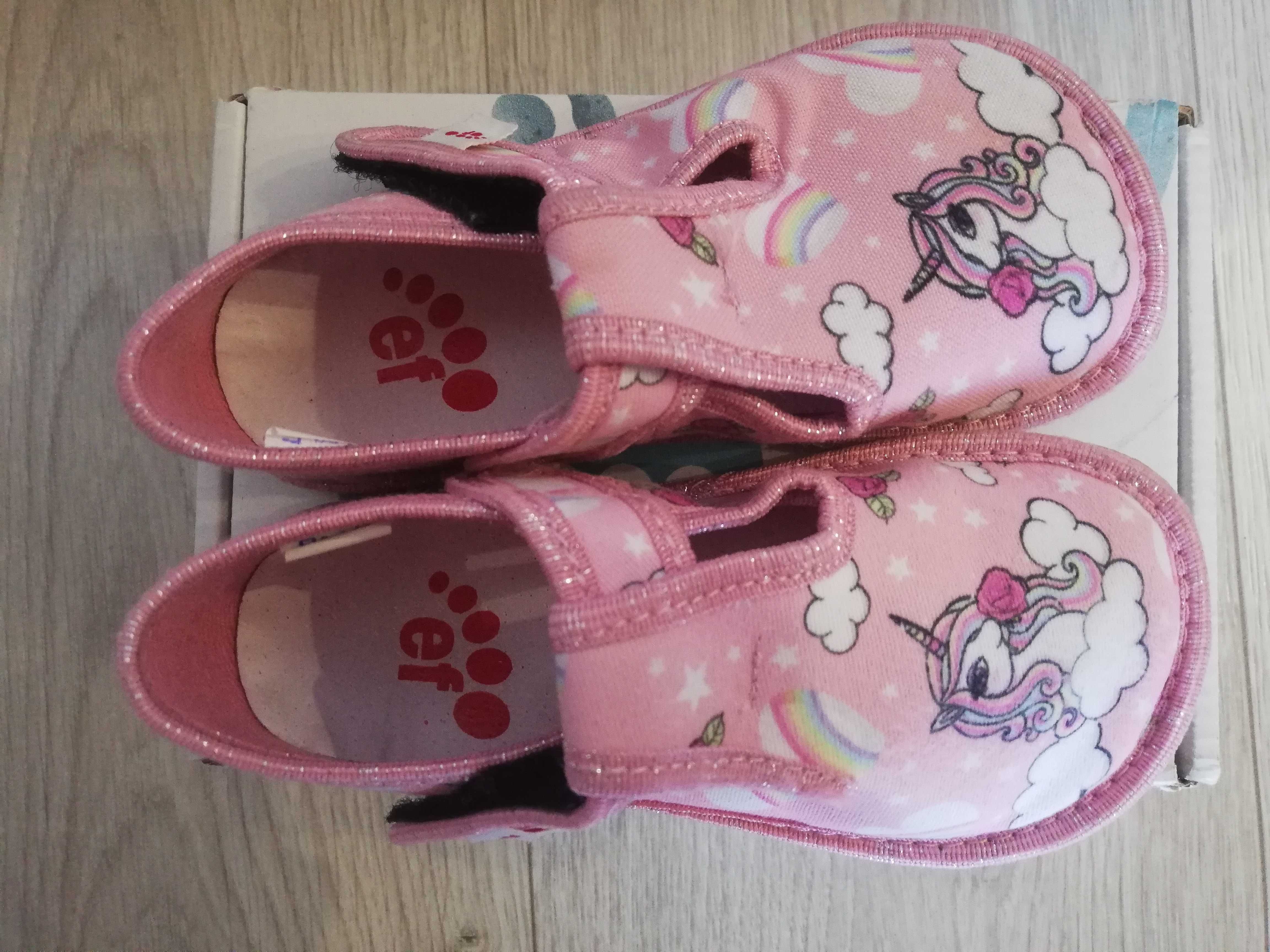 Боси пантофи EF Barefoot 24