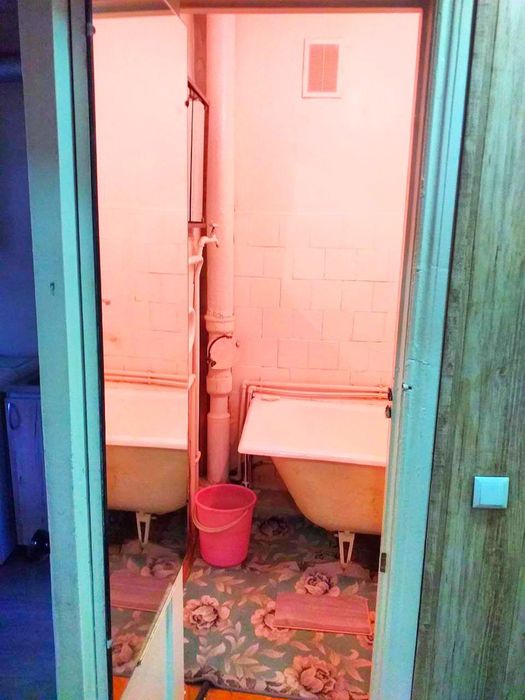 Sergeli 5 bekat yonida 1 xonali uy ijaraga