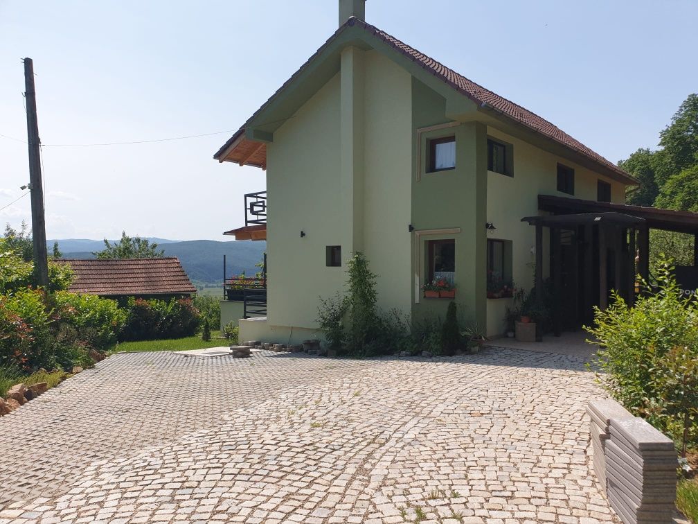 Cazare Vadu Crisului Casa din Padure