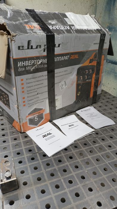 Полуавтомат Сварог реал миг 200, холати идеал янгидек турипти