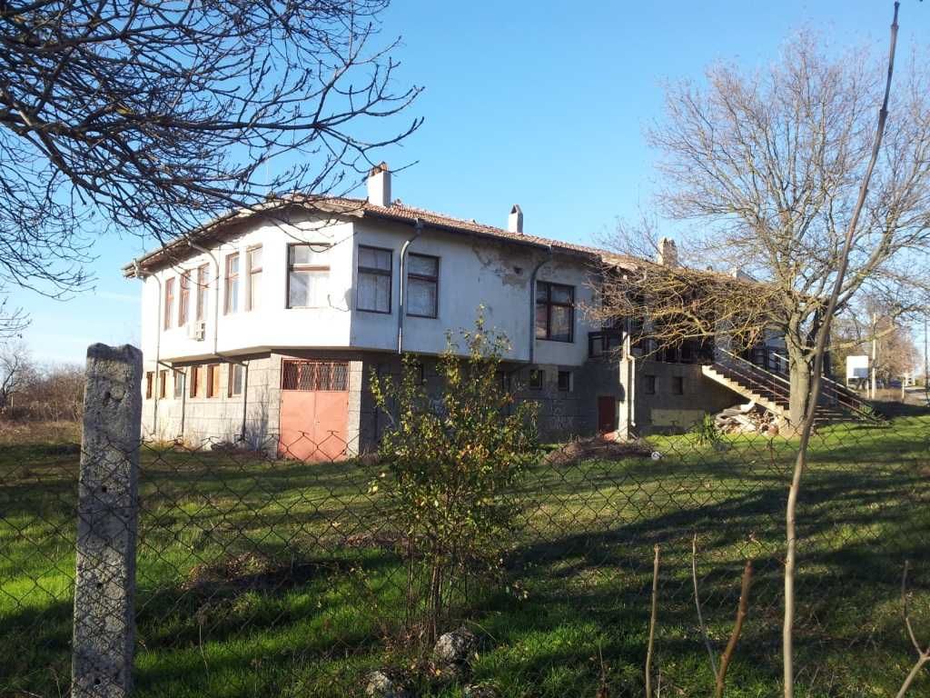 Продава се Къща в с. Аврен, Област Варна - 320 кв.м за 313 €/кв.м - Снимка #4