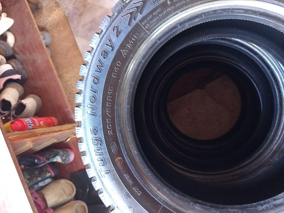 Продам комплект зимней резины