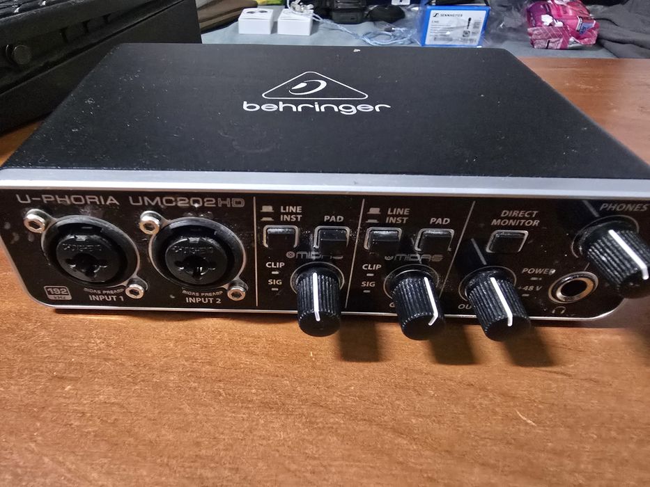 Behringer U-Phoria UMC202HD Interfață audio USB