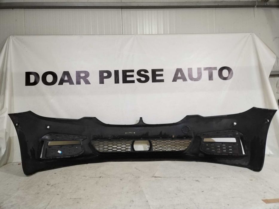 Bara fata BMW Seria 5, G30/G31, M-Sport, 2016, 2017, 2018, 2019, 2020, cod origine OE 51118064928, cu gauri pentru senzori de parcare.