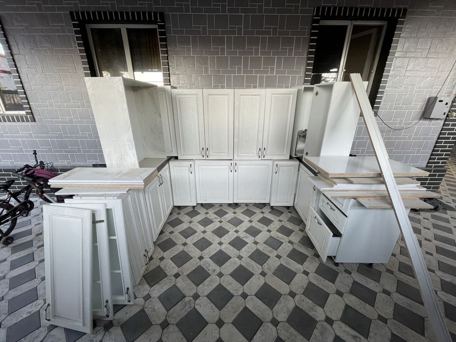 Кухонный гарнитур