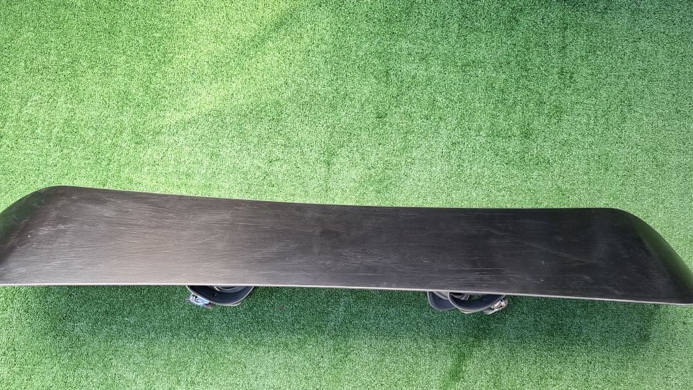 Placa snowboard 158 cm cu legaturi