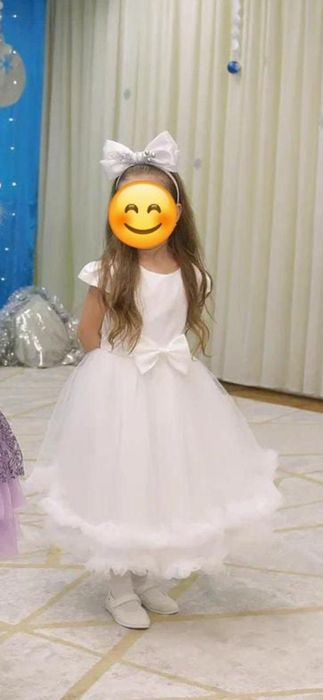 Продам нарядное платье недорого