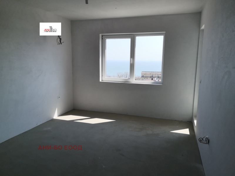 Продава се Двустаен апартамент в Варна, м-т Евксиноград - 78 кв.м за 1102 €/кв.м - Снимка #9