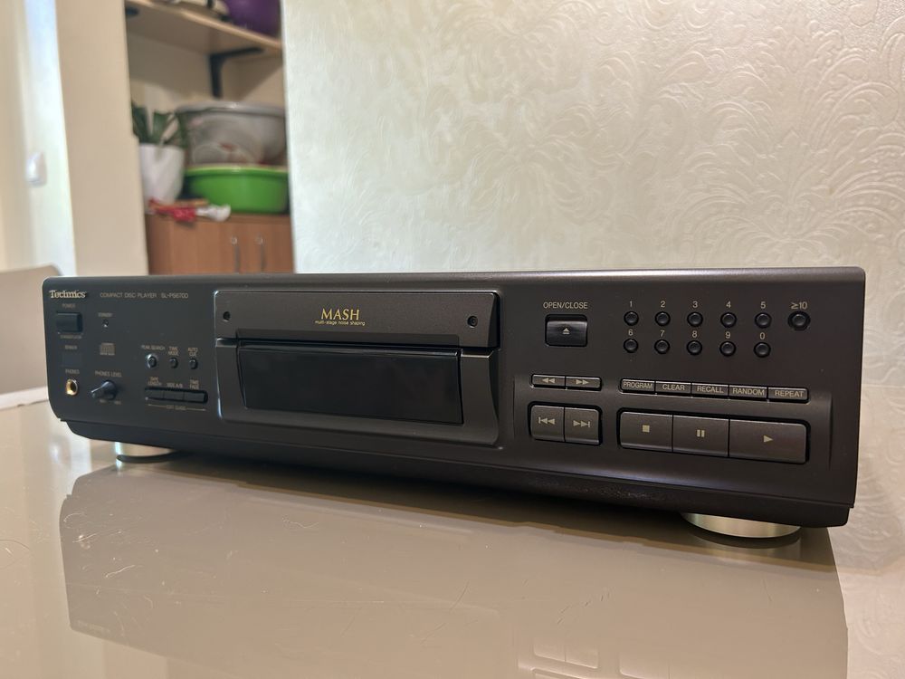 Technics SL-PS 670 D, CD Player, in stare f. buna