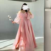 нежно розовое платье:)