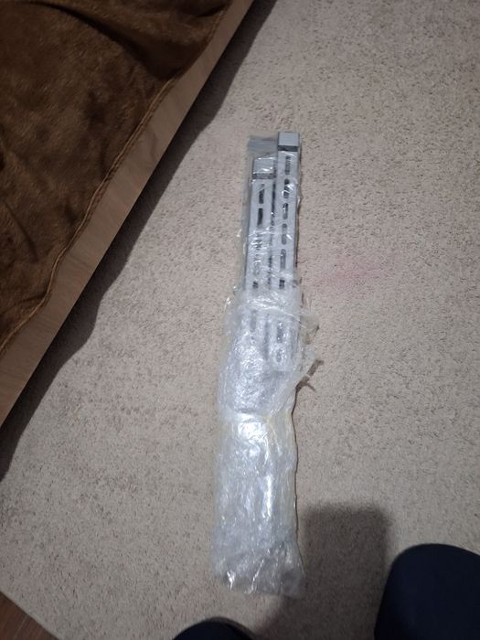 De vanzare televizor LCD