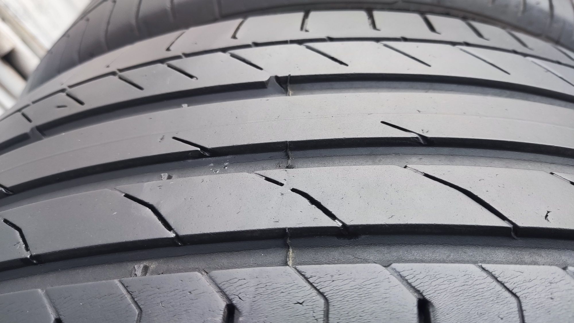 4бр. летни гуми 235/55/19  Continental Conti Sport Contact 5